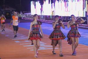 BIB: 
                            <button type="button" onclick="openModal(23529313)" class="btn btn-primary btn-sm float-right btn-popup" data-toggle="modal" data-target=".modal-high-quality">
                        <i class="fas fa-shopping-cart"></i> Add to Cart
                    </button>
                                            <button type="button" onclick="isThisMe(23529313, true)" class="btn btn-success btn-sm float-right btn-popup btn-isme hidden" data-toggle="tooltip" data-placement="bottom" title="นี่คือรูปของคุณใช่ไหม คลิกที่นี่เพื่อเอาเข้าอัลบั้ม">
                        <i class="fas fa-plus"></i> Add to album
                    </button>
                    <button type="button" onclick="isThisMe(23529313, false)" class="btn btn-warning btn-sm float-right btn-popup btn-isnotme hidden">
                        <i class="fas fa-ban"></i> Remove from album
                    </button>